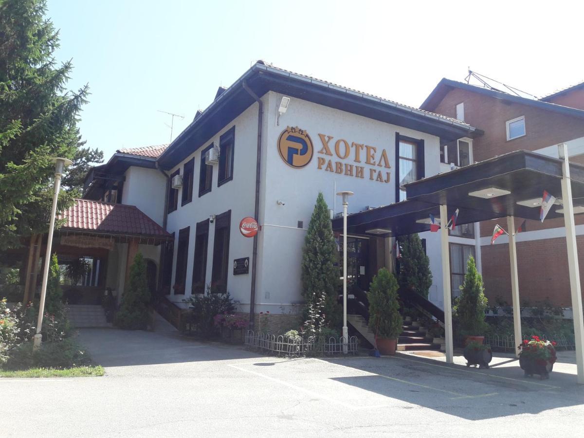 Hotel Ravni Gaj Knic Dış mekan fotoğraf