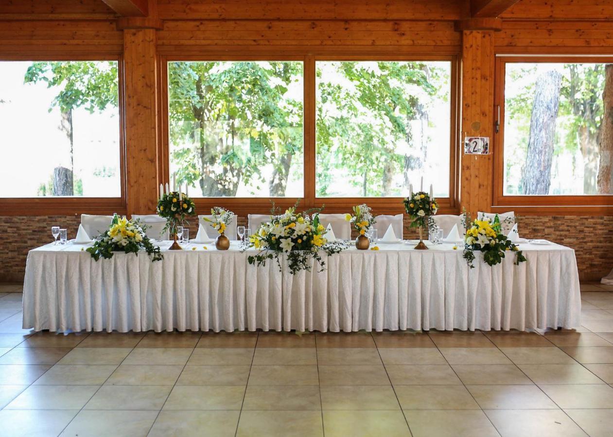 Hotel Ravni Gaj Knic Dış mekan fotoğraf