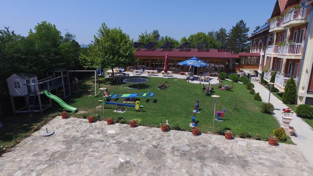 Hotel Ravni Gaj Knic Dış mekan fotoğraf