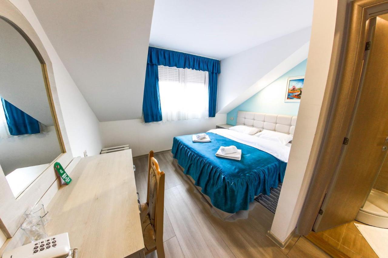 Hotel Ravni Gaj Knic Dış mekan fotoğraf