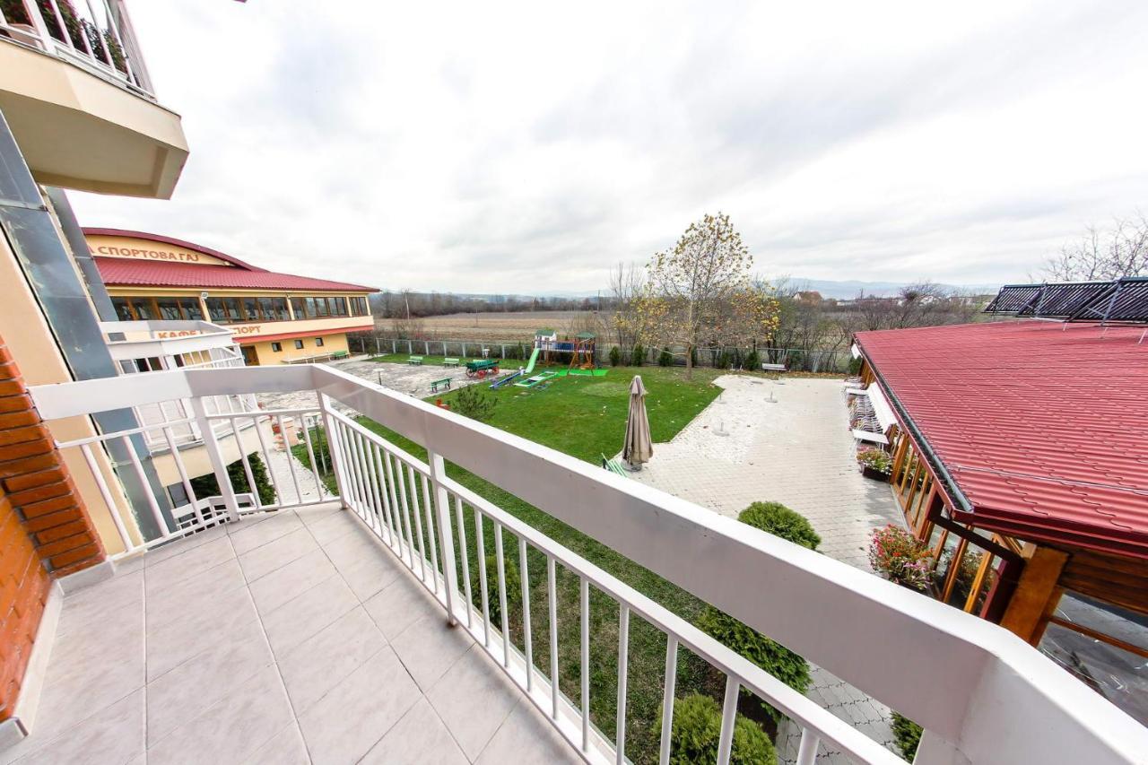 Hotel Ravni Gaj Knic Dış mekan fotoğraf